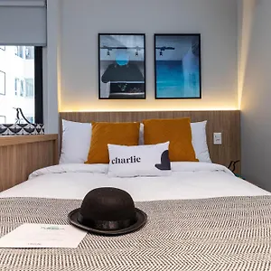 Charlie Pamplona Jardim Paulista Apartment